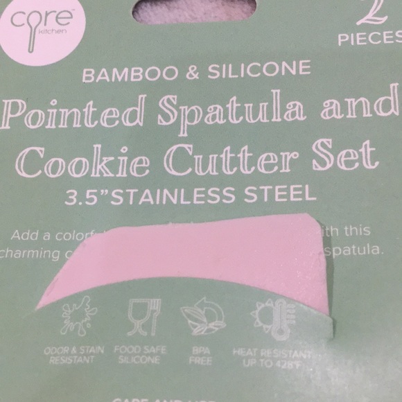 Spring Showers Floral Rainboots Spatula and Flower Cookie Cutter Set NWT - Picture 12 of 16